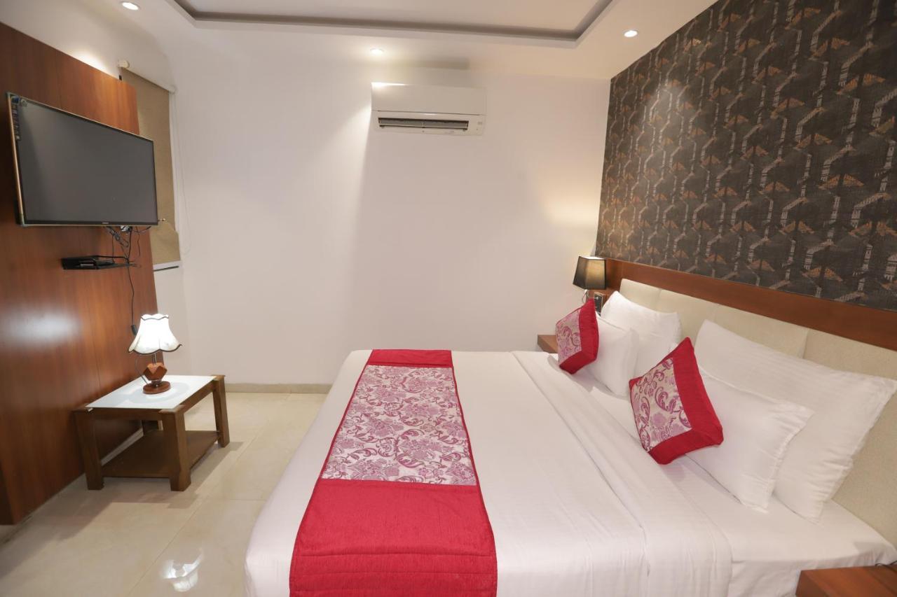 Nh Skye Suites Nueva Delhi Exterior foto