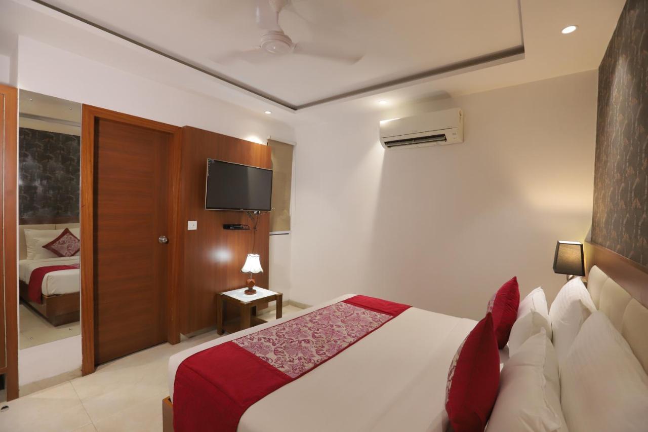 Nh Skye Suites Nueva Delhi Exterior foto