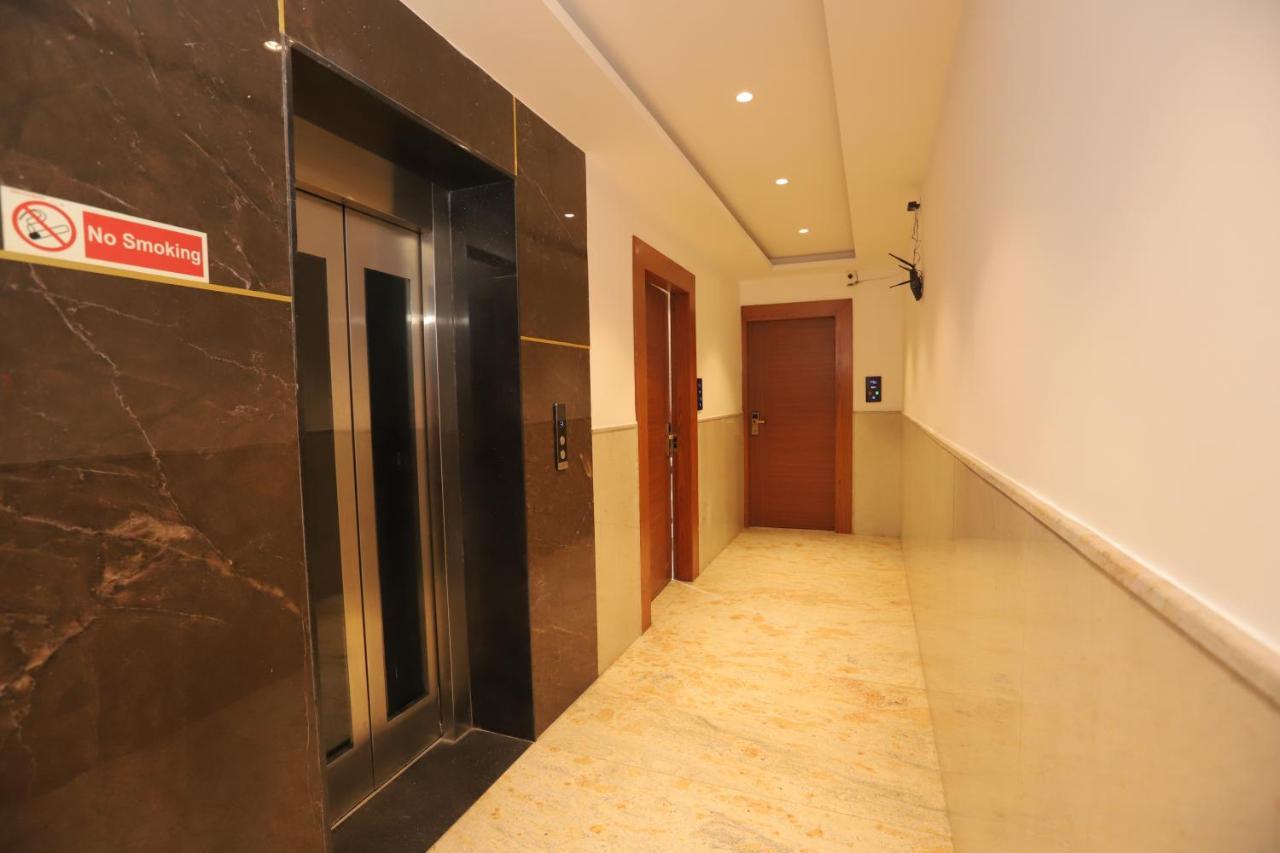 Nh Skye Suites Nueva Delhi Exterior foto